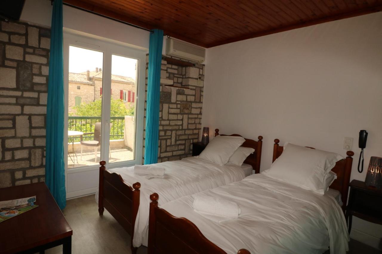 Hotel De L'Aven Orgnac-lʼAven Екстериор снимка